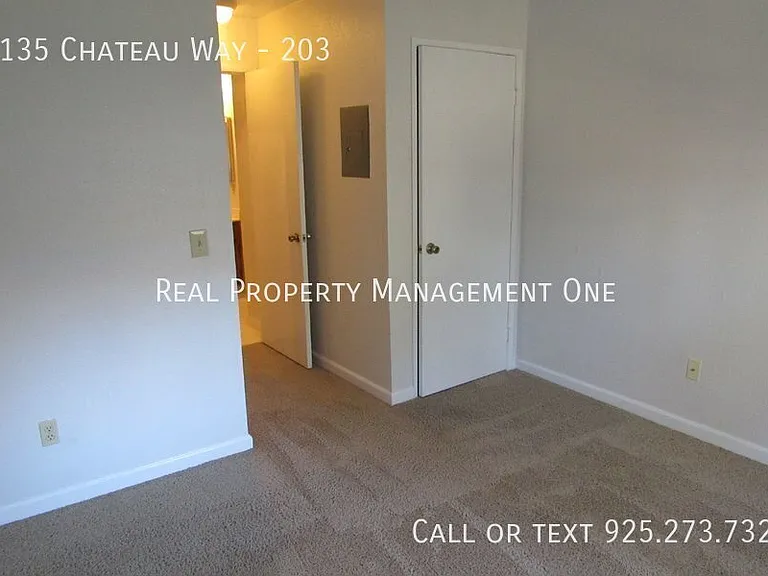 3135 Chateau Way #203 — Photo 13
