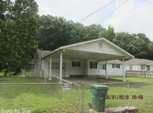 7621 Arch St, Little Rock, AR 72206