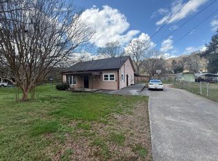 130 N Curran St, Summerville, GA