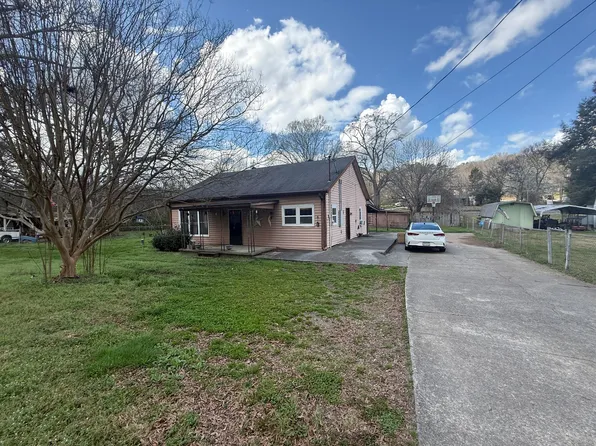 130 N Curran St, Summerville, GA 30747