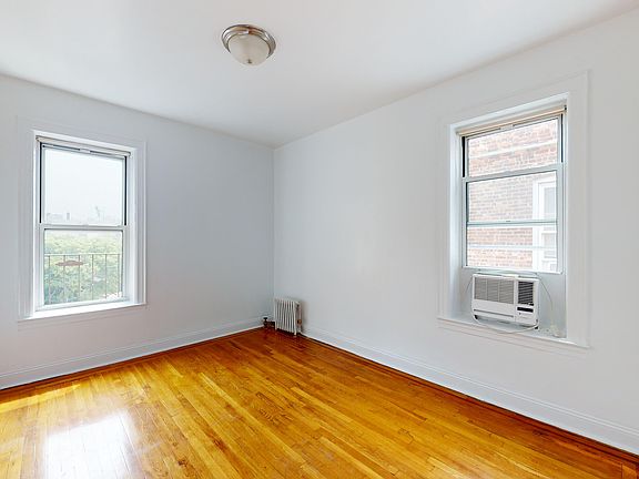 3rd image of 4335 42nd St APT 2B
