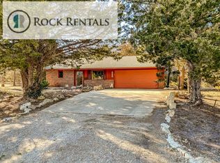 10171 Golden Arrow Dr, Hutchinson, KS 67502