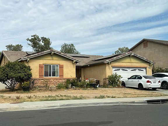 3rd image of 2412 Forest Grove Ln