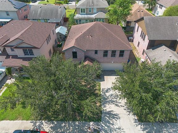 2nd image of 4117 Orchid Ave