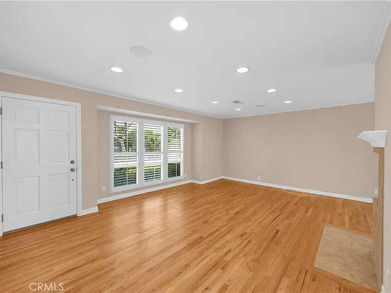 10751 Allen Dr — Photo 5