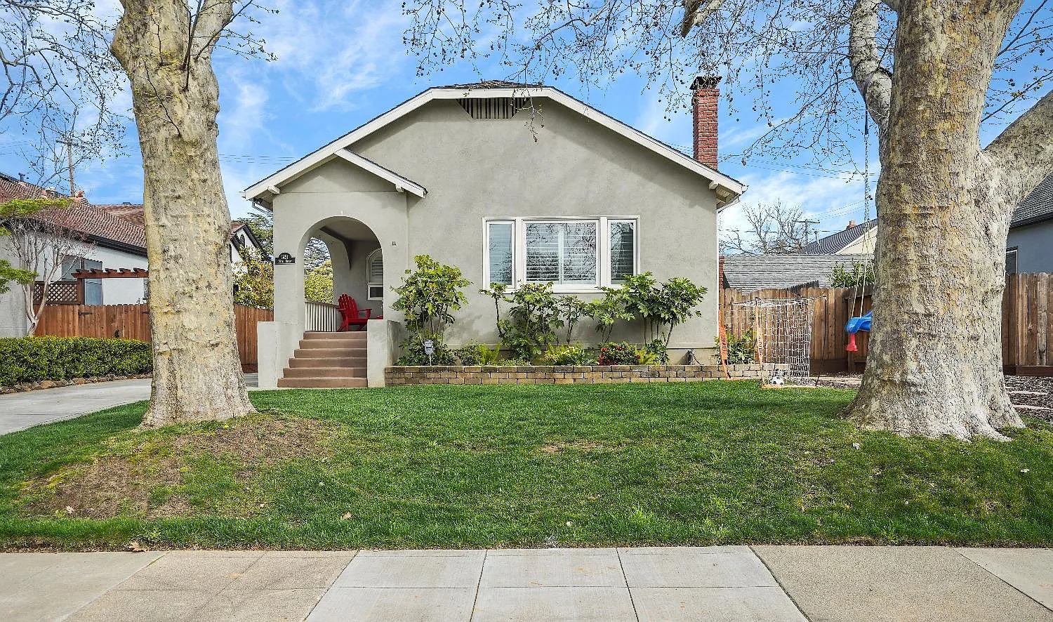 1451 37th St photo 1