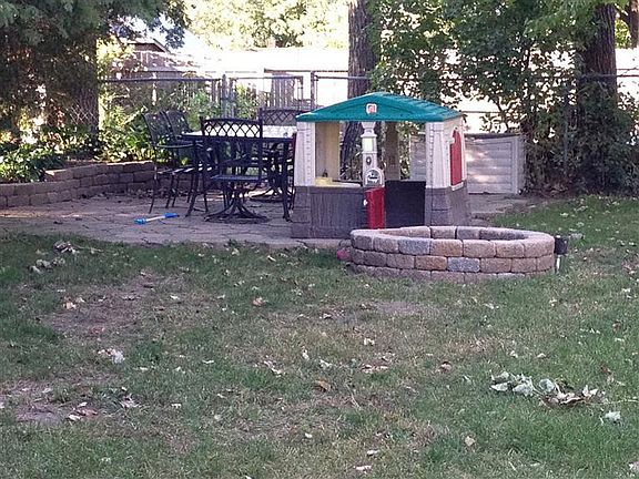5th image of 811 E Danaher St