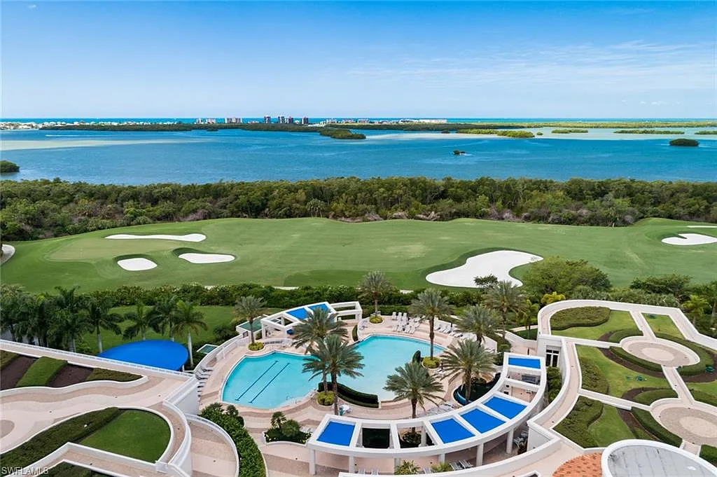 Bonita Bay — Photo 2