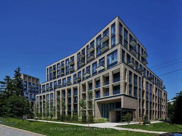 293 The Kingsway N, Toronto, ON