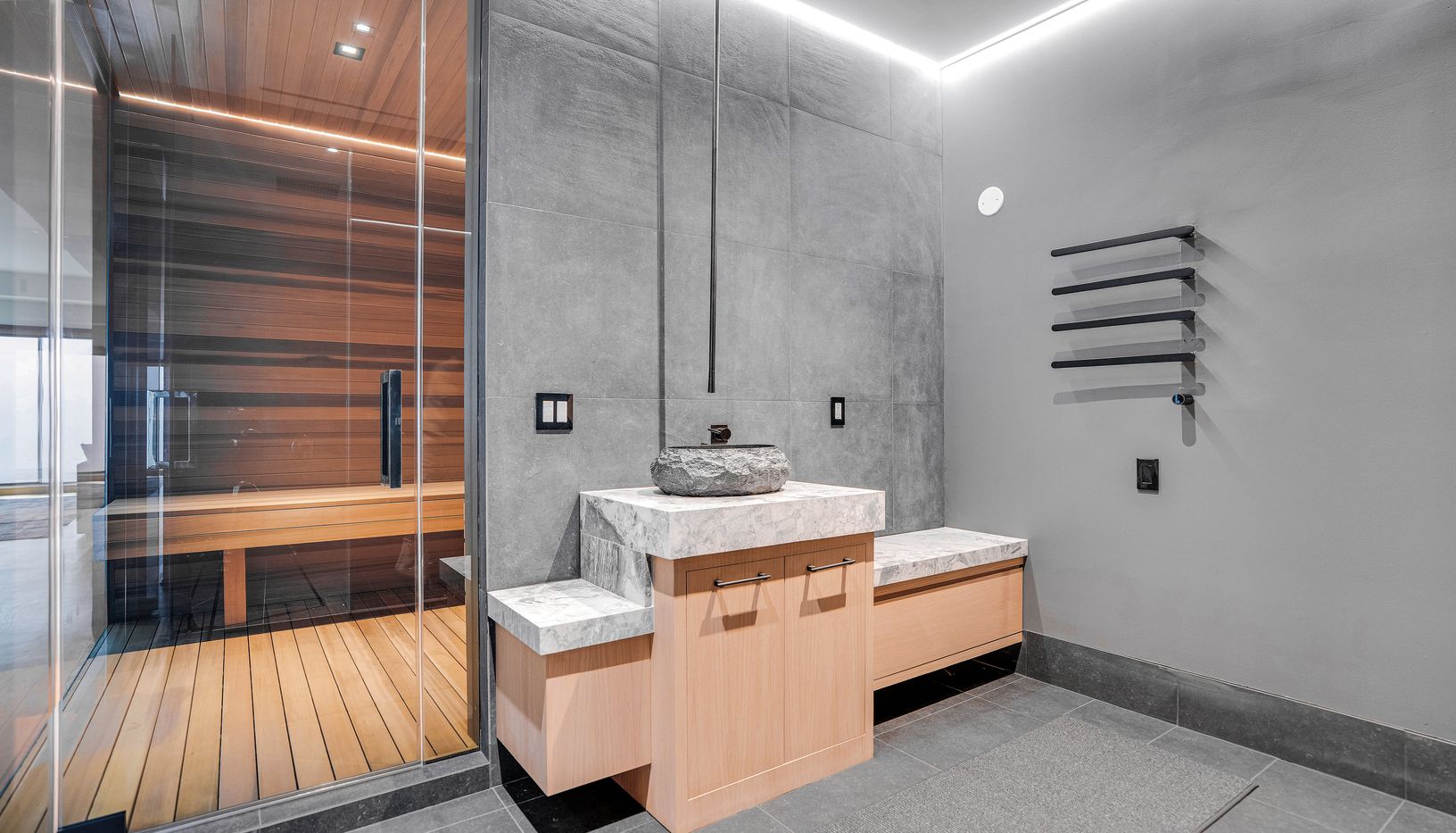  Spa bath