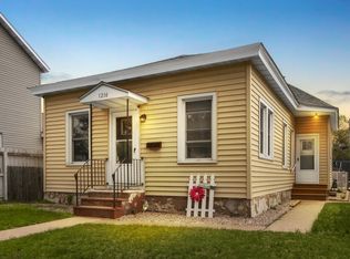 1210 Charles St, La Crosse, WI 54603