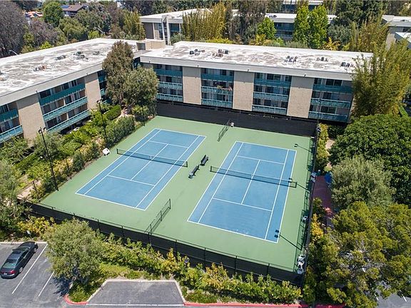 HOA Tennis Courts