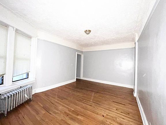 4th image of 2502 Avenue D #3B