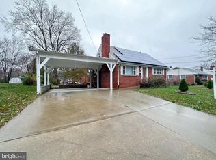 8432 Ravenswood Rd, Hyattsville, MD 20784