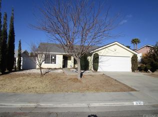 3741 Scherer Dr, Rosamond, CA 93560