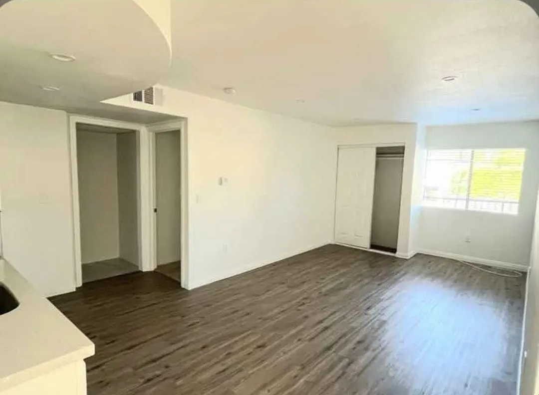 1 bed, $1,900 — Photo 2