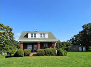 1045 Winfield Rd, Cabot, PA 16023