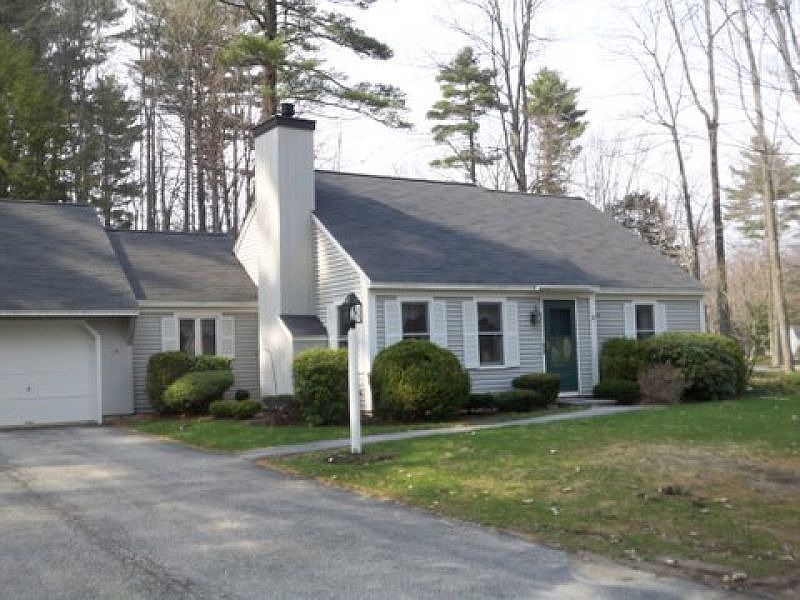 1st image of 16 Oakwood Ln