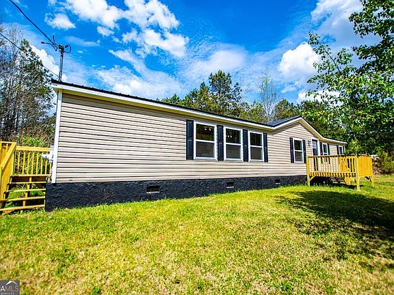 3rd image of 59 Spring Ln