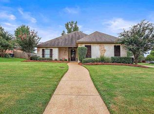 500 Pinebrook Cv, Brandon, MS 39047