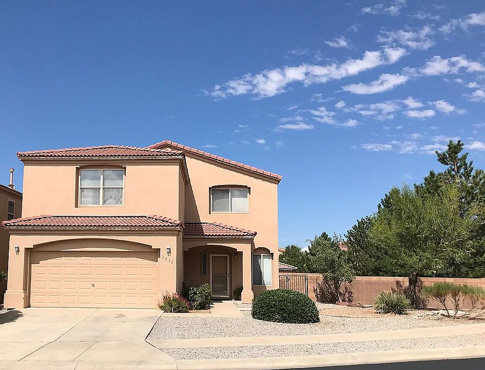 2nd image of 6815 Glenlochy Way NE