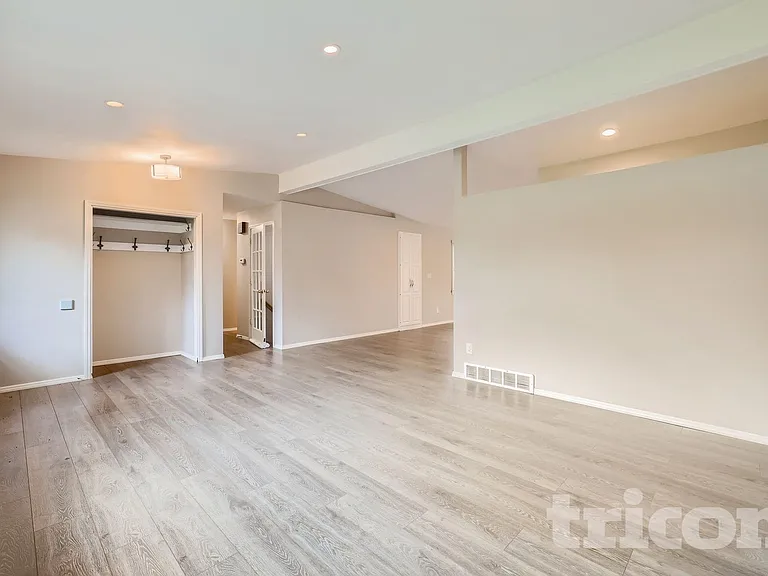 2505 Kennelly Ct — Photo 5