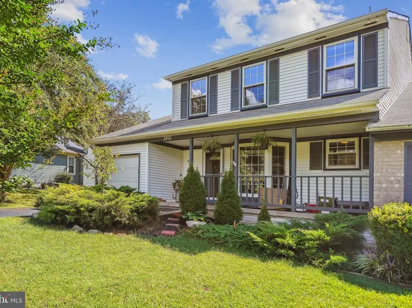 3401 Fort Lyon Dr, Woodbridge, VA 22192