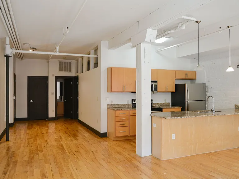 Bloc 12 Apartments — Photo 23