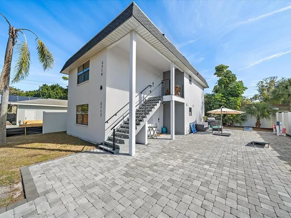 3710 Iroquois Ave, Sarasota, FL 34234