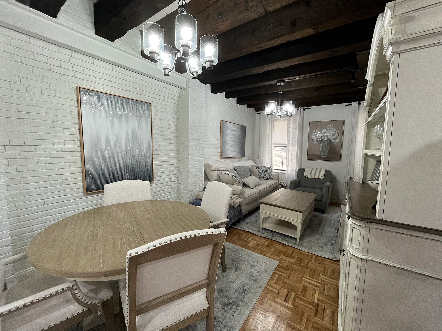 2 bed, 752 sqft, $4,000 — Photo 2