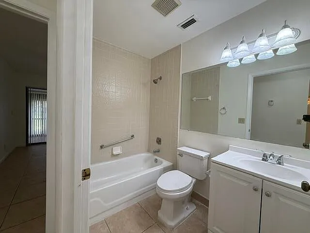 1028 Green Pine Blvd #A — Photo 6