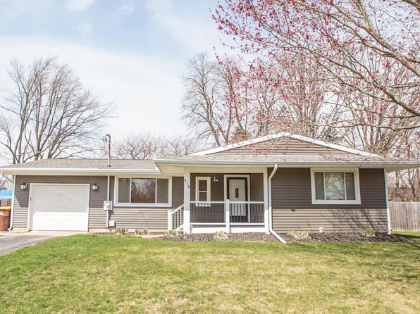 416 Doty St, Leslie, MI 49251