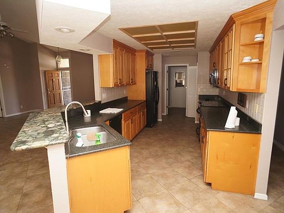 5th image of 3632 Gaviota Dr
