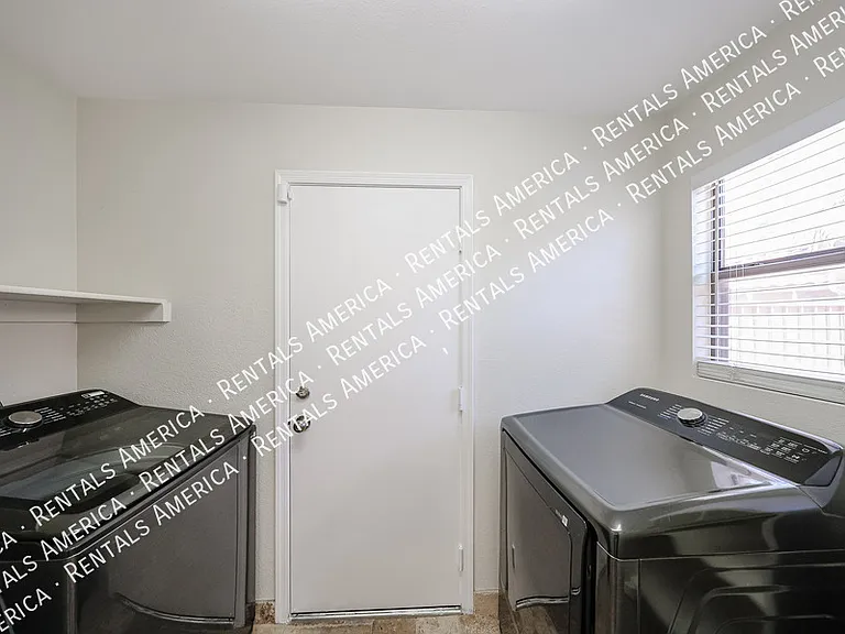 12704 N 89th Pl — Photo 46