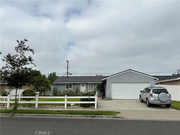 10231 Lorraine Ln, Cypress, CA 90630