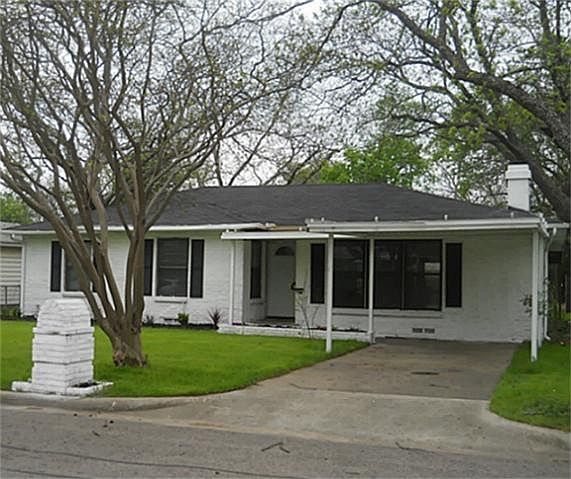 1st image of 396 Hickory St