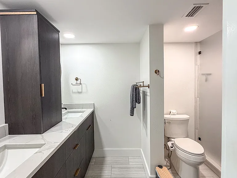 401 150th Ave — Photo 18