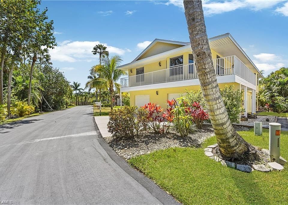 1st image of 7683 Victoria Cove Ct