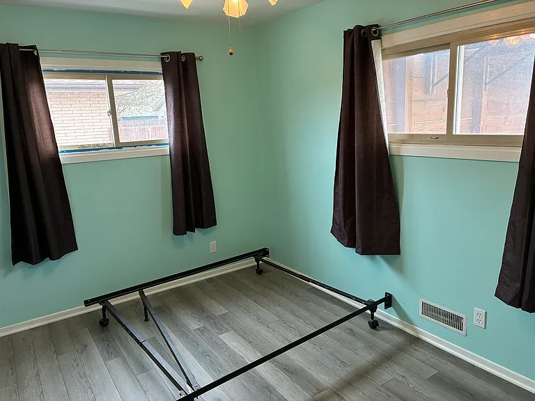 Bedroom #1
