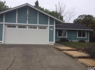 8654 Lords Manor Way, Rohnert Park, CA 94928