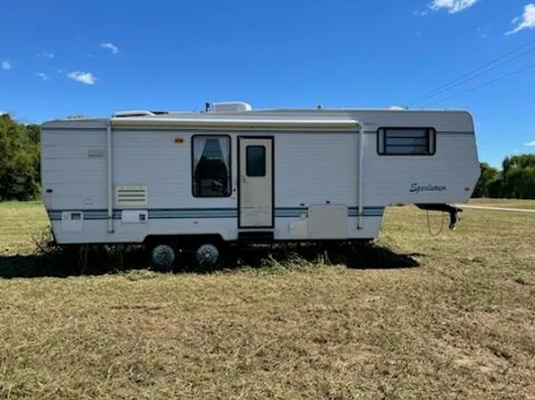 451 White River Run, Melbourne, AR 72540