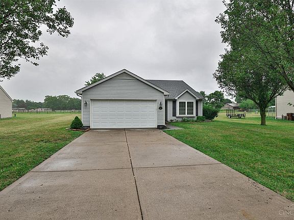 2nd image of 7138 Country Walk Dr