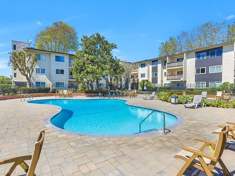 12200 Montecito Rd #K204 — Photo 35