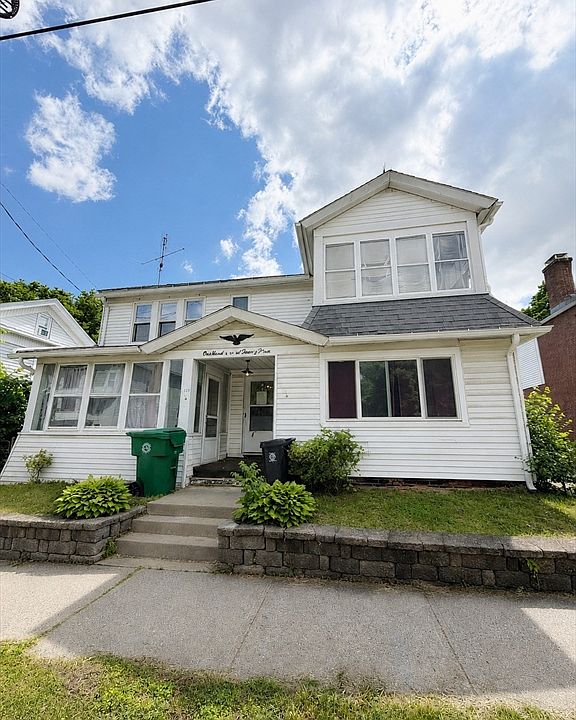 1st image of 123 Grape St