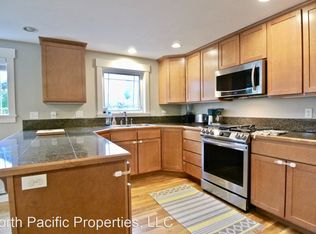 1109 NW 85th St #A, Seattle, WA 98117
