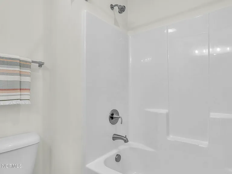 5019 McGarvey Ct — Photo 19