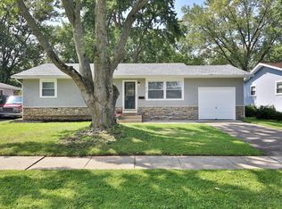 413 Dovewood Dr, Columbus, OH