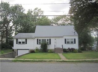 72 Kossuth St, Piscataway, NJ