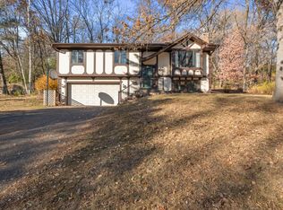 4908 Winterset Dr, Minnetonka, MN 55343