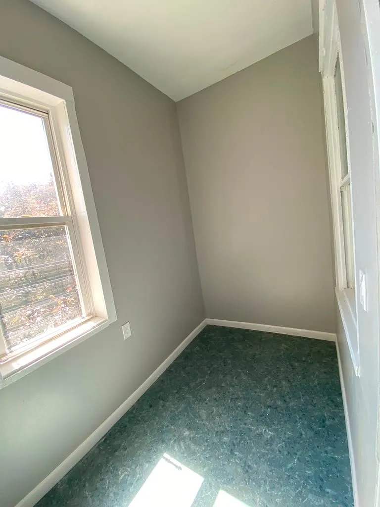 3 bed, 1.0 bath, $3,300 — Photo 3